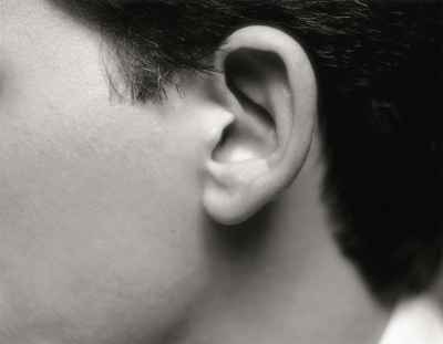 0b6a14d3cf9e7bf35228501a49fe2f79 1 - Ухо человека и его строение: фото и схемы среднего уха, ушной раковины и других его частей
