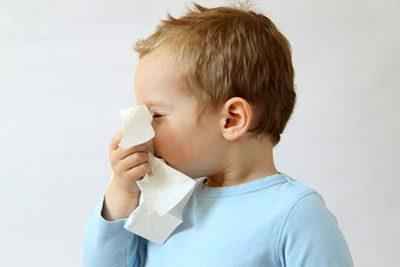 0b90cbfb1b4e471ba7c2ab02a88dd51c 1 - Использование глазных капель левомицитиновые в нос при насморке у детей