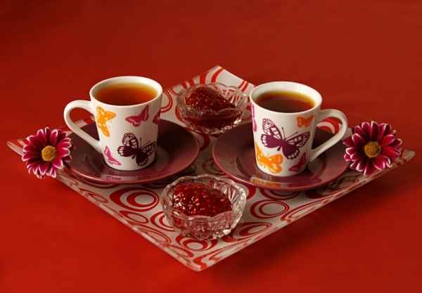 1196f83fac12e6b7e1128461b1d501b0 1 - Малиновый чай и малиновое варенье при простуде и других заболеваниях