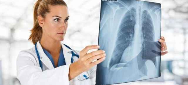 94330e56e920cd74ec0c85a8c77b8bdf 1 - Пневмония на рентгеновских снимках: различия признаков для разных форм болезни на рентгене и фото