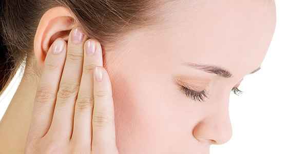a069d10aa25a1d861bd920dd05680853 1 - Почему закладывает уши: причины и симптомы заложенности ушей, способы лечения в домашних условиях