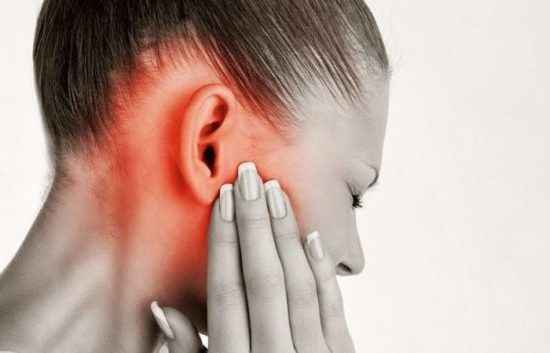 a0b285add781fc15f1909dcff8fa46be 1 - Почему закладывает уши: причины и симптомы заложенности ушей, способы лечения в домашних условиях