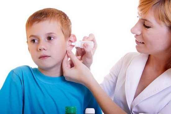 be65bdd690aa399ac3748e58190b18ea 1 - Особенности применения капель для ушей при воспалении: симптомы воспаления, лечение