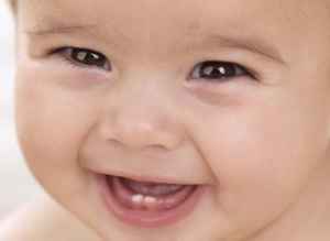c8fc0d50a13a2650ce26f79424d3b3d8 1 - Сопли и насморк у ребенка могут возникать при прорезывании зубов