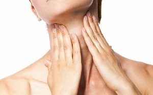 db737f746146aa0ebfeb8b73a9ccee44 1 - Отечность небного язычка в горле (увулит): причины, из-за чего он может увеличиваться, симптомы и лечение