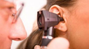 vospaleniesrednegouxasimptomiilechenie BC04F105 - Воспаление среднего уха у взрослых – причины, симптомы и лечение воспаления среднего уха